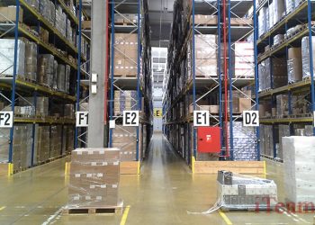 Определение оптимального количества складов в системе распределения